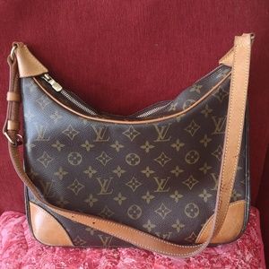 LOUIS VUITTON BOULOGNE BAG